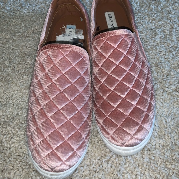 Steve Madden slip on shoes - Picture 2 of 5